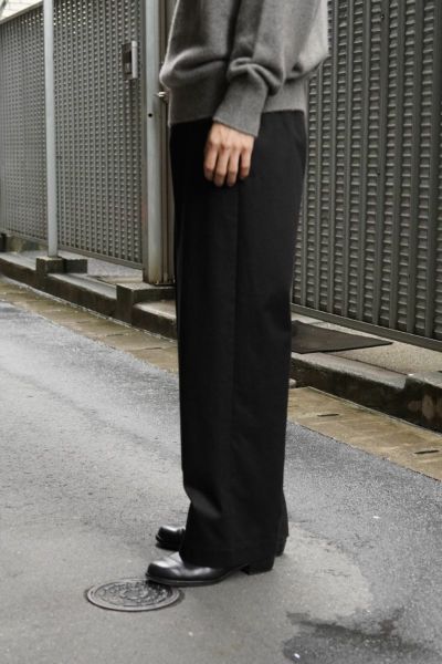 NO TUCK WIDE CHINO TROUSERS[NAVY] | 1LDK ONLINE STORE