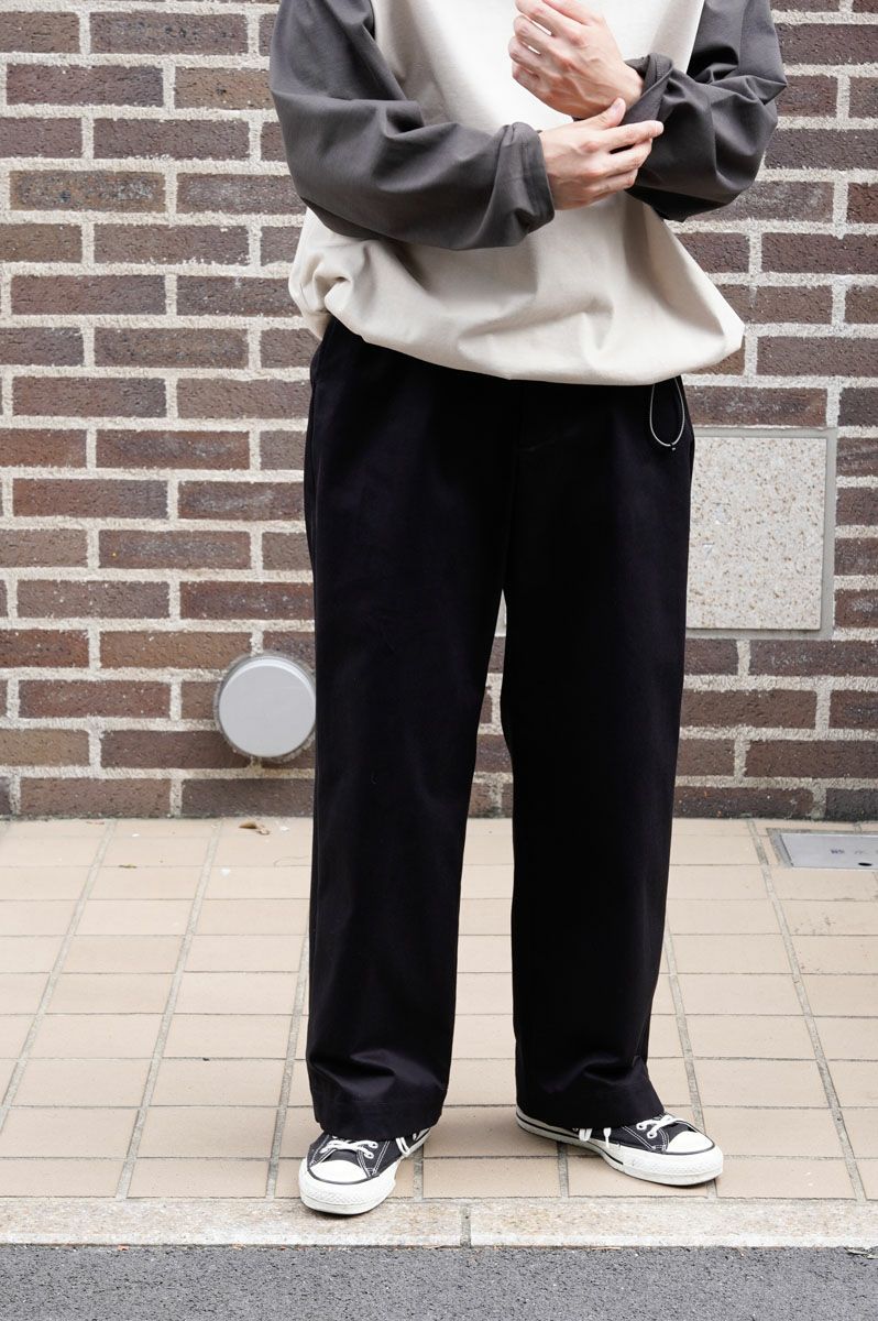 NO TUCK CHINO TROUSERS[BLACK] | 1LDK ONLINE STORE