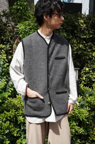 WALKER GILET[FLOWER BLACK] | 1LDK ONLINE STORE