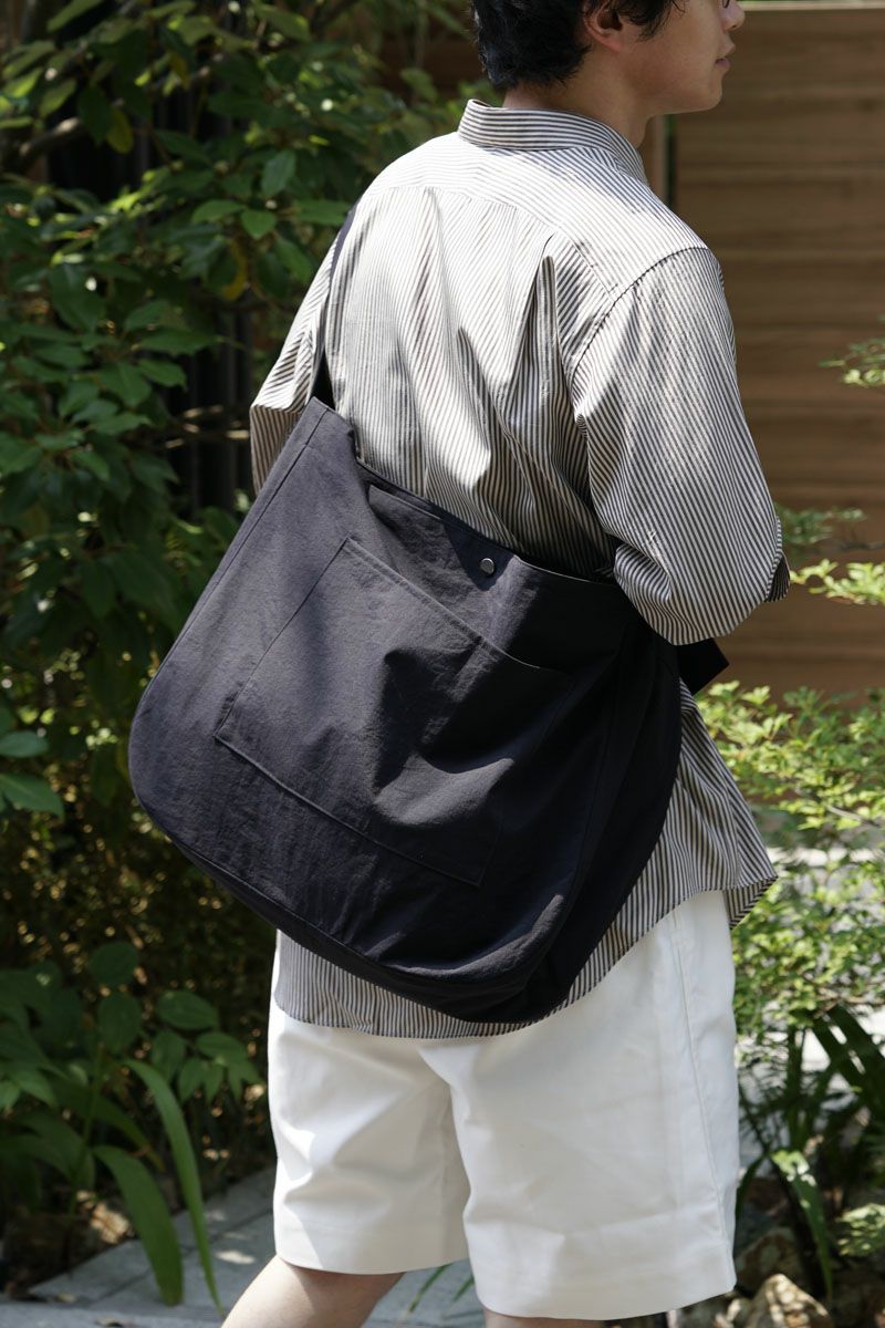 NYLON CANVAS SHOULDER BAG[BLACK]