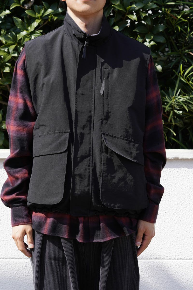 WIND-STOP RV VEST[BLACK×GRAY] | 1LDK ONLINE STORE