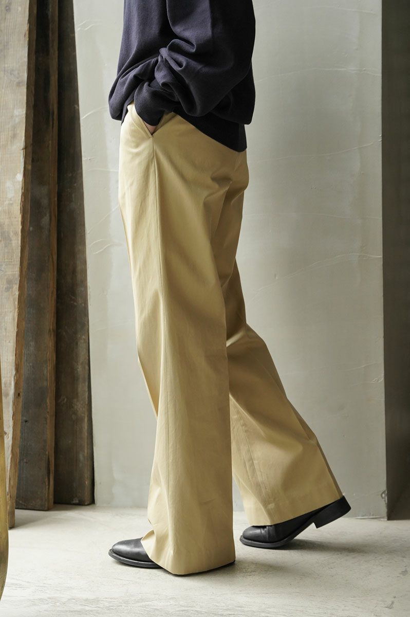 Semi Flare Chino Slacks[BEIGE]