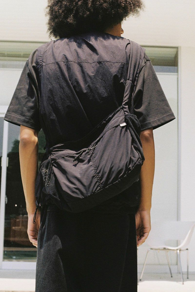 NYLON SHOULDER BAG[BLACK] | 1LDK ONLINE STORE