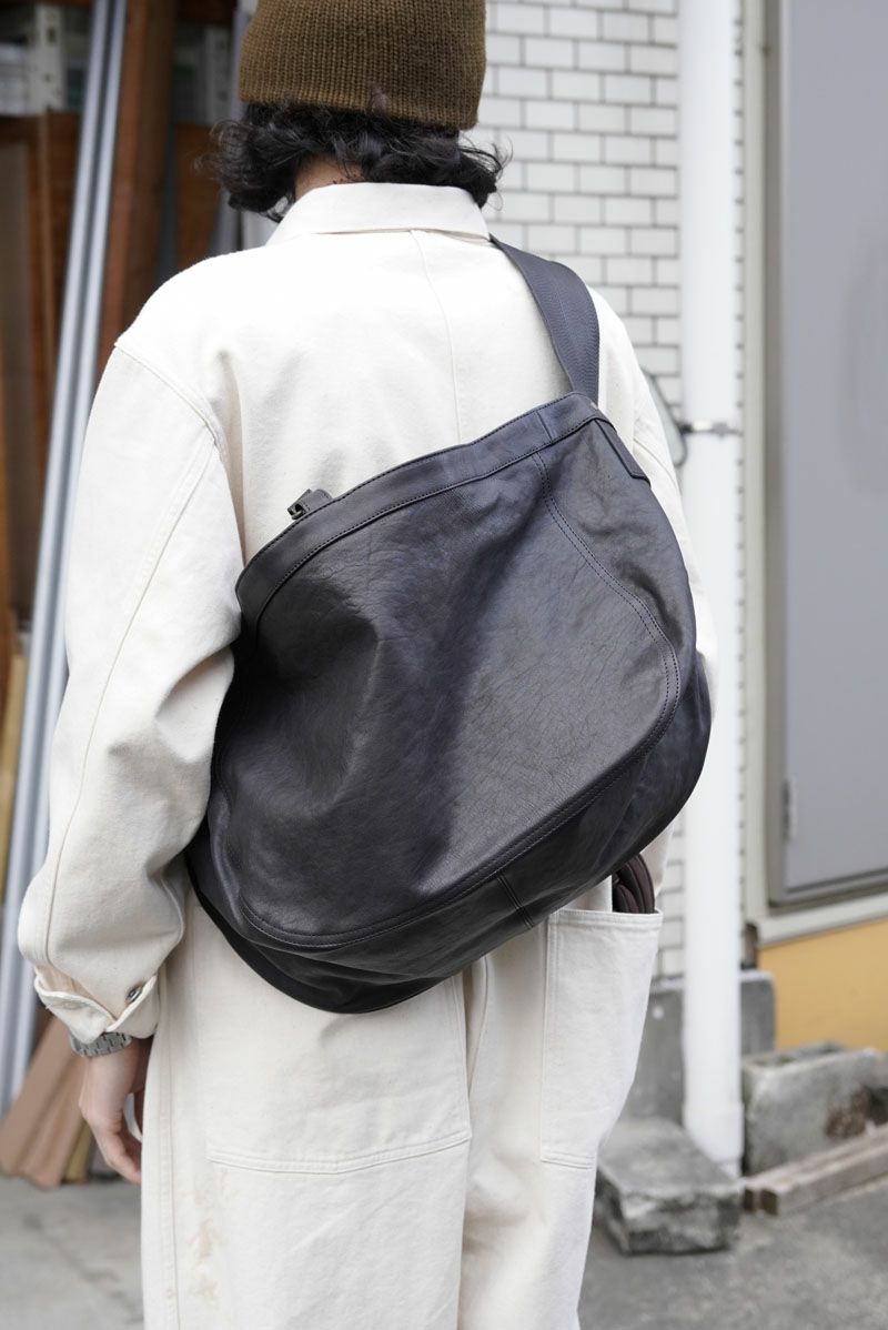 LOT.004 NEWSBOY BAG[BLACK LEATHER] | 1LDK ONLINE STORE