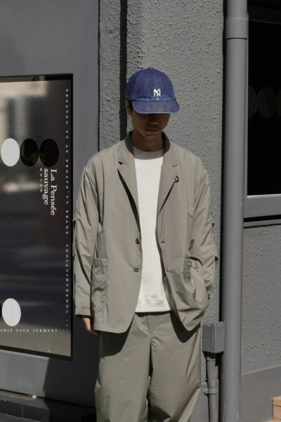【MENS】TECH TRAVEL 2B JACKET[WOLF GRAY]
