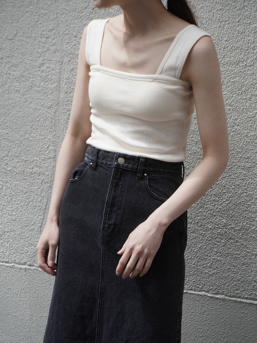 F/172cm