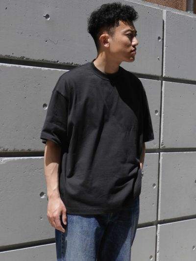WIDE S/S T-SHIRT[BLACK]