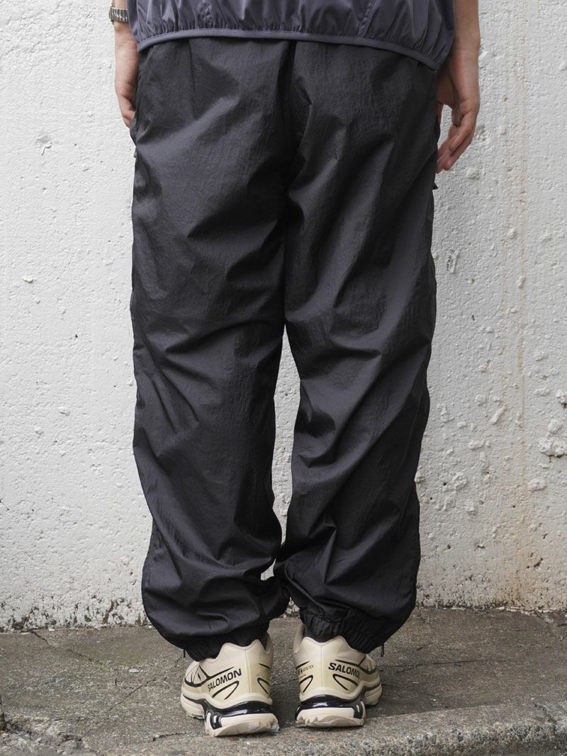 本日迄最終価格【ほぼ未使用】TECH WIND SHIELD PANTS L Daiwa Pier39 Tech Shield Pants, Beige - Panchoandlefty.se