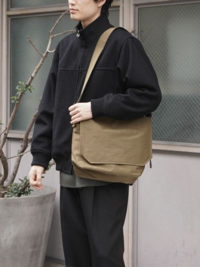 flap shoulder small[KHAKI] | 1LDK (ワンエルディーケー) 公式サイト