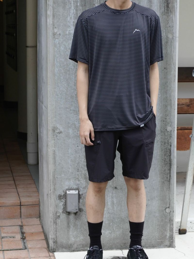 【CAYL】 stripe logo short sleeve / black Stripe Logo Short Sleeve[BLACK] | 1LDK (ワンエルディーケー