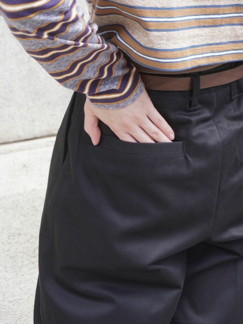 2TUCK WIDE CHINO TROUSERS[BLACK] | 1LDK (ワンエルディーケー