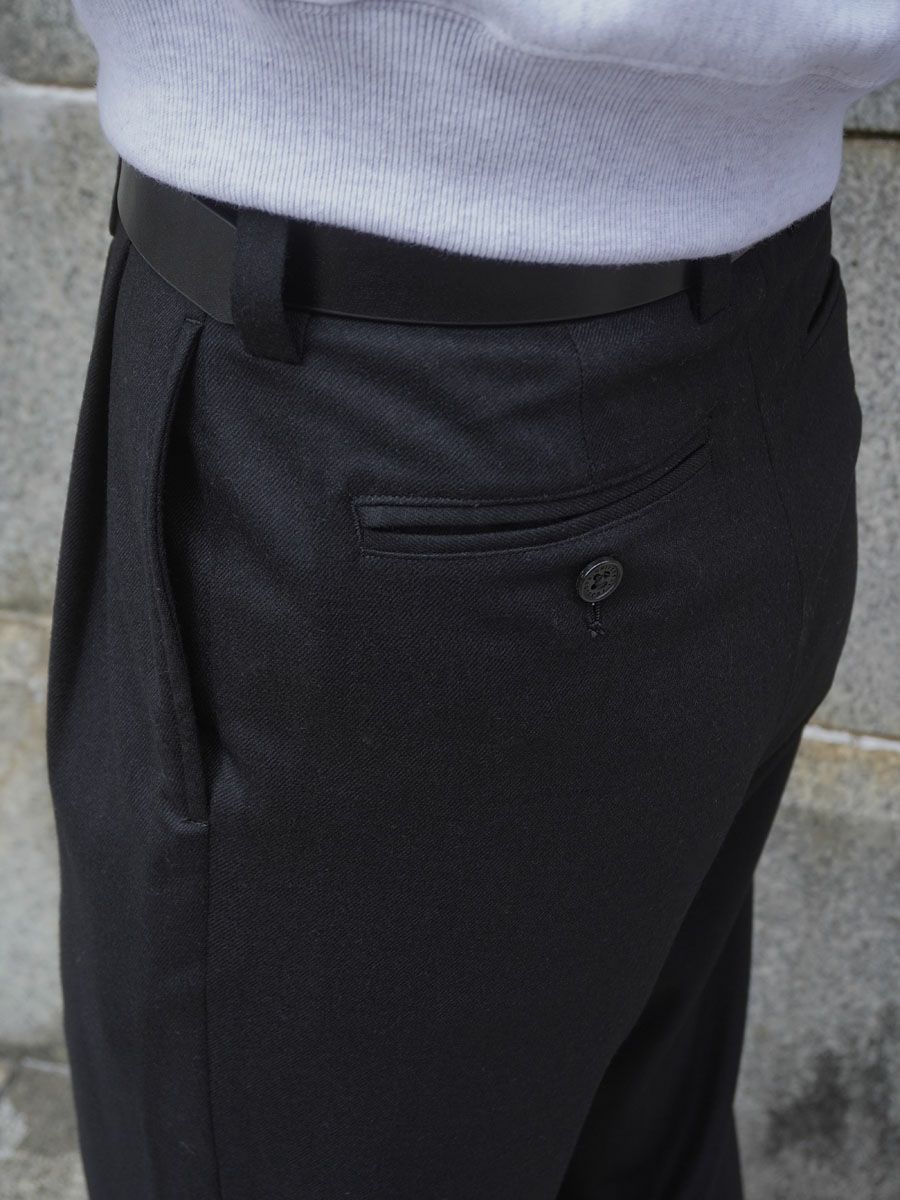 WOOL 2TUCK TROUSERS[BLACK] | 1LDK (ワンエルディーケー) 公式サイト