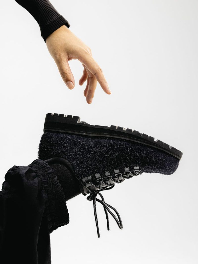 000000010699-10-l.jpg?t=