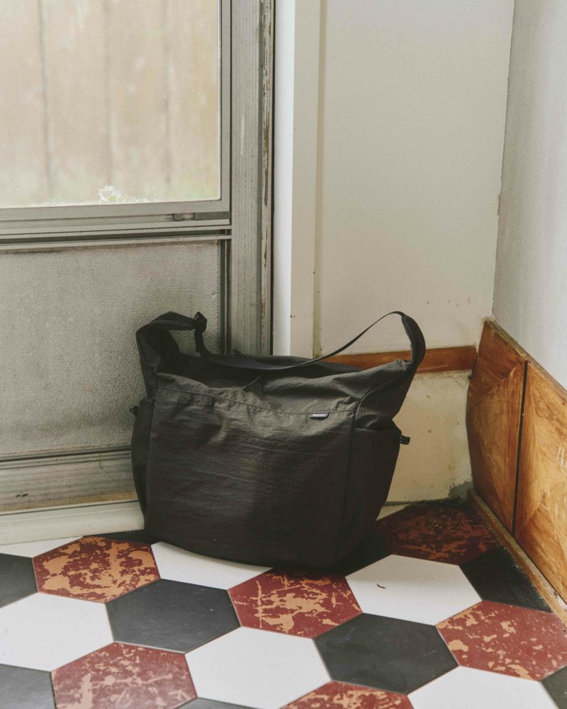 TASUKI[Deep Glay] | 1LDK (ワンエルディーケー) 公式サイト