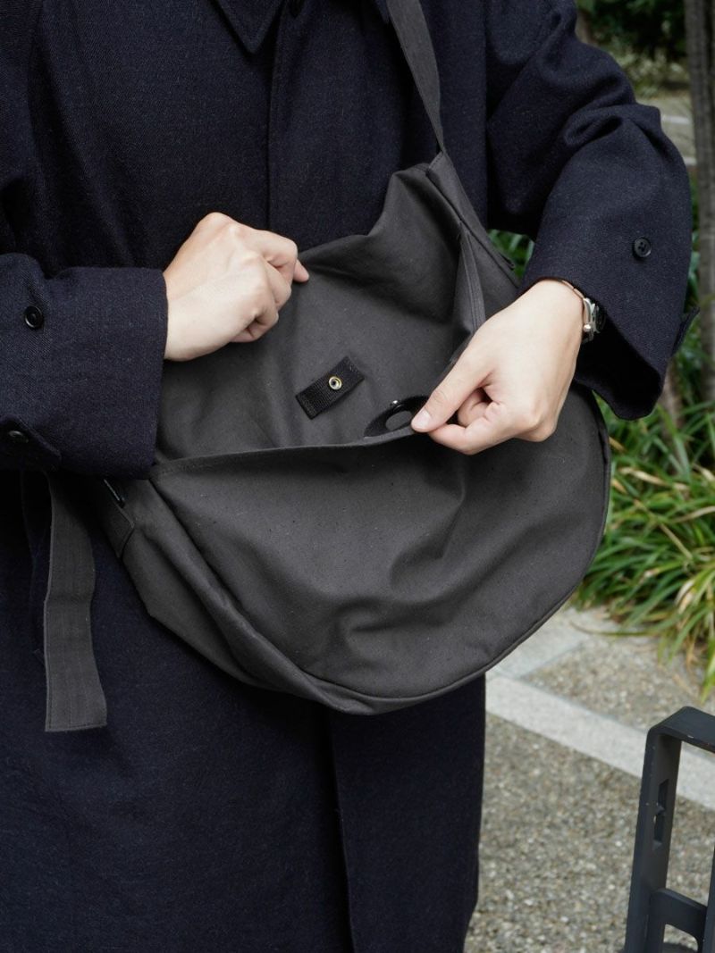 Usual shoulder bag[Charcoal] | 1LDK (ワンエルディーケー) 公式サイト