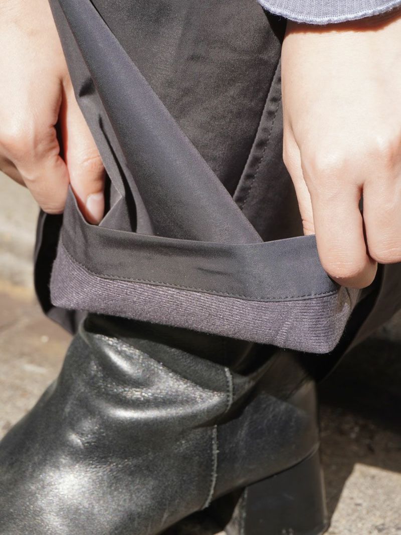 TWO TUCK BALLOON PANTS[CHARCOAL] | 1LDK (ワンエルディーケー) 公式