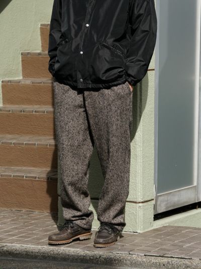Walk Easy Trousers[HERRINGBONE] | 1LDK (ワンエルディーケー) 公式サイト