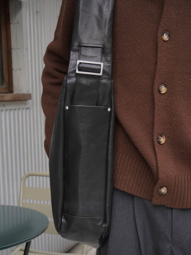SHIRRING HANDLE LEATHER SHOULDER BAG[BLACK] | 1LDK (ワンエルディー