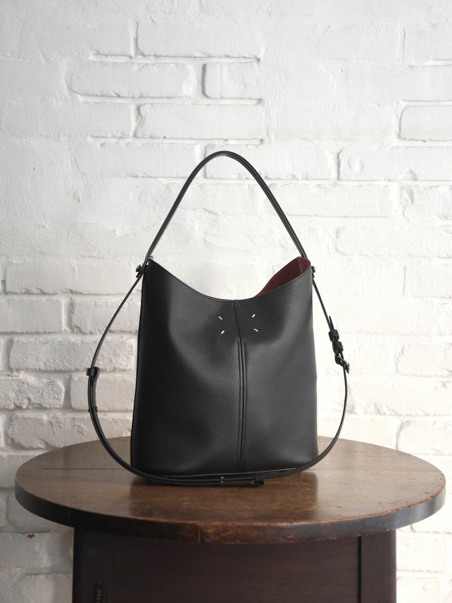 Maison Margiela(メゾンマルジェラ) | 1LDK (ワンエルディーケー) 公式