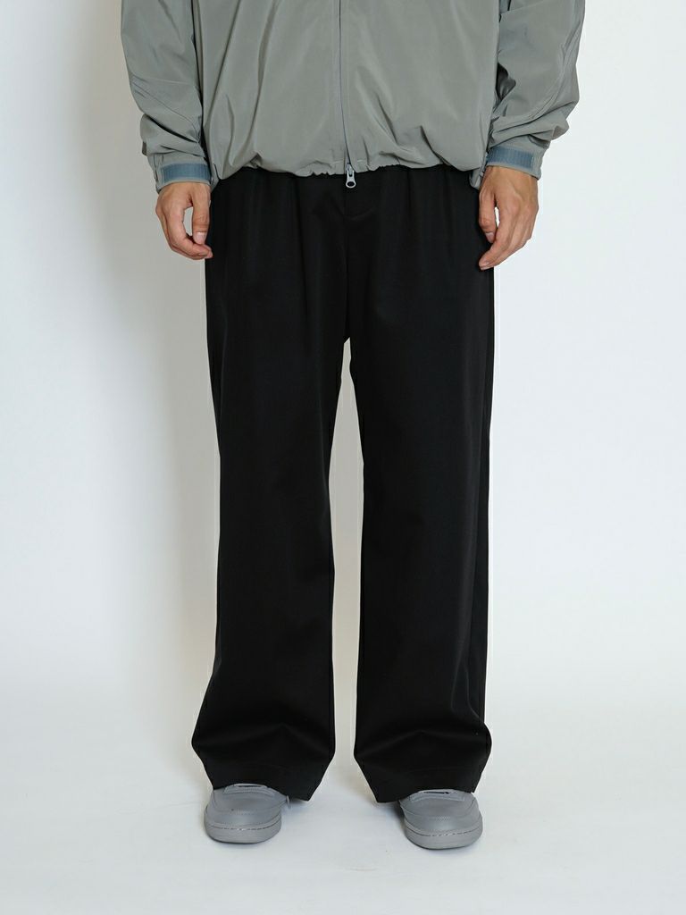 2TUCK WIDE COTTON TROUSERS[BLACK] | 1LDK (ワンエルディーケー) 公式