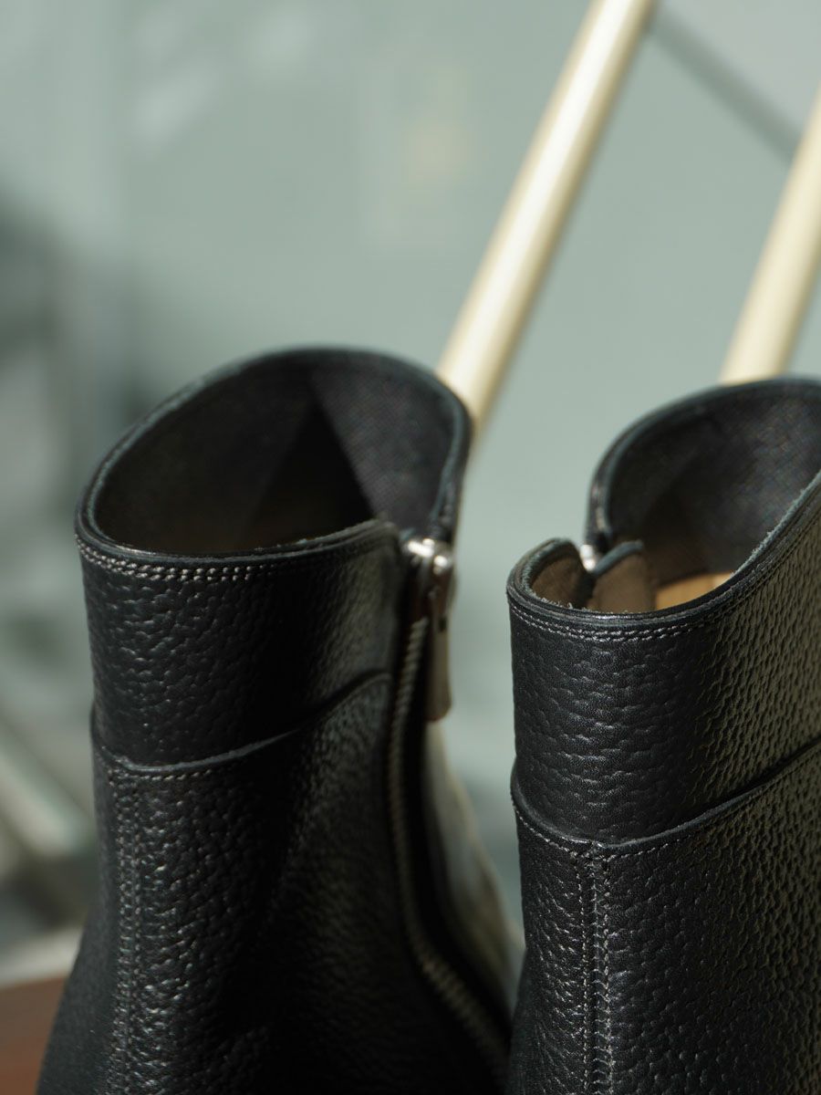 1％13 INSIDE ZIP UP BOOTS UK10 イングランド製 SIDE ZIP BOOTS[BLACK] | 1LDK (ワンエルディーケー) 公式サイト
