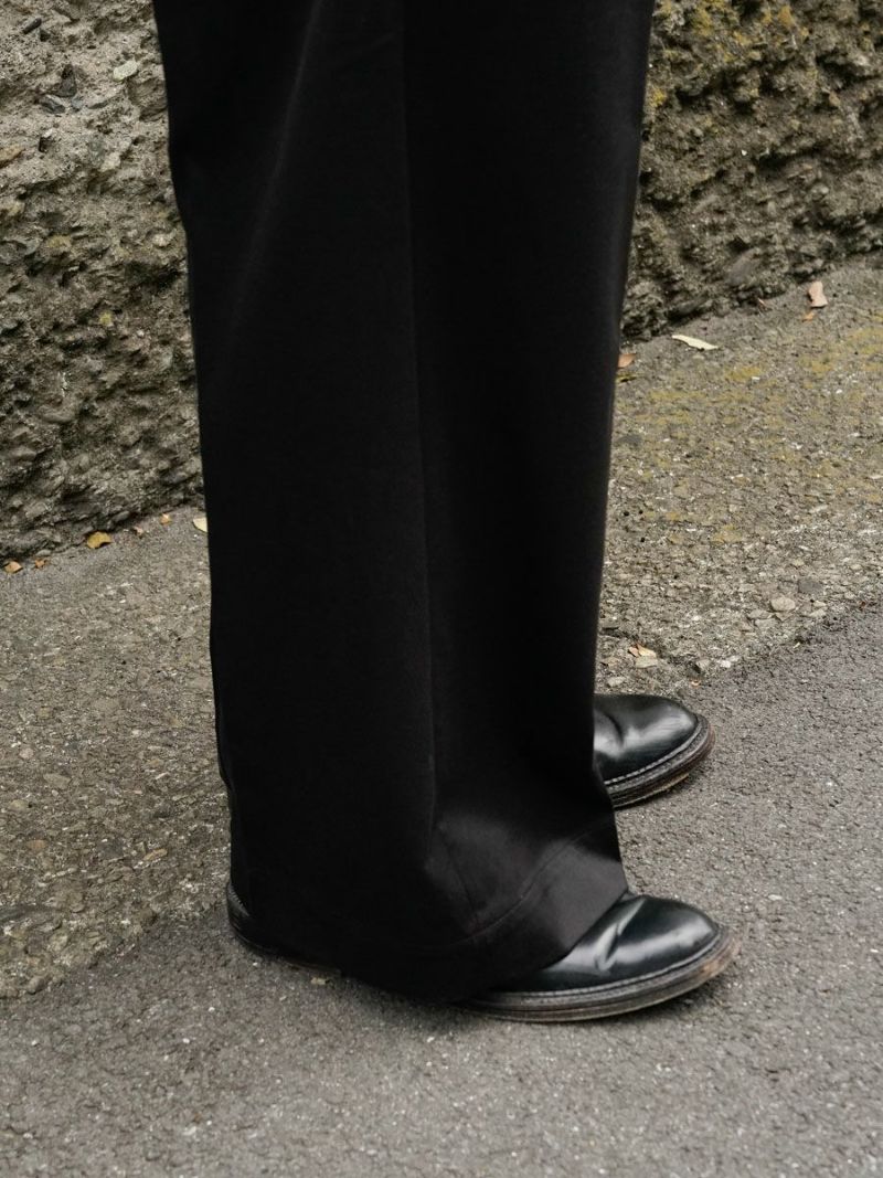 2TUCK WIDE CHINO TROUSERS[BLACK] | 1LDK (ワンエルディーケー) 公式