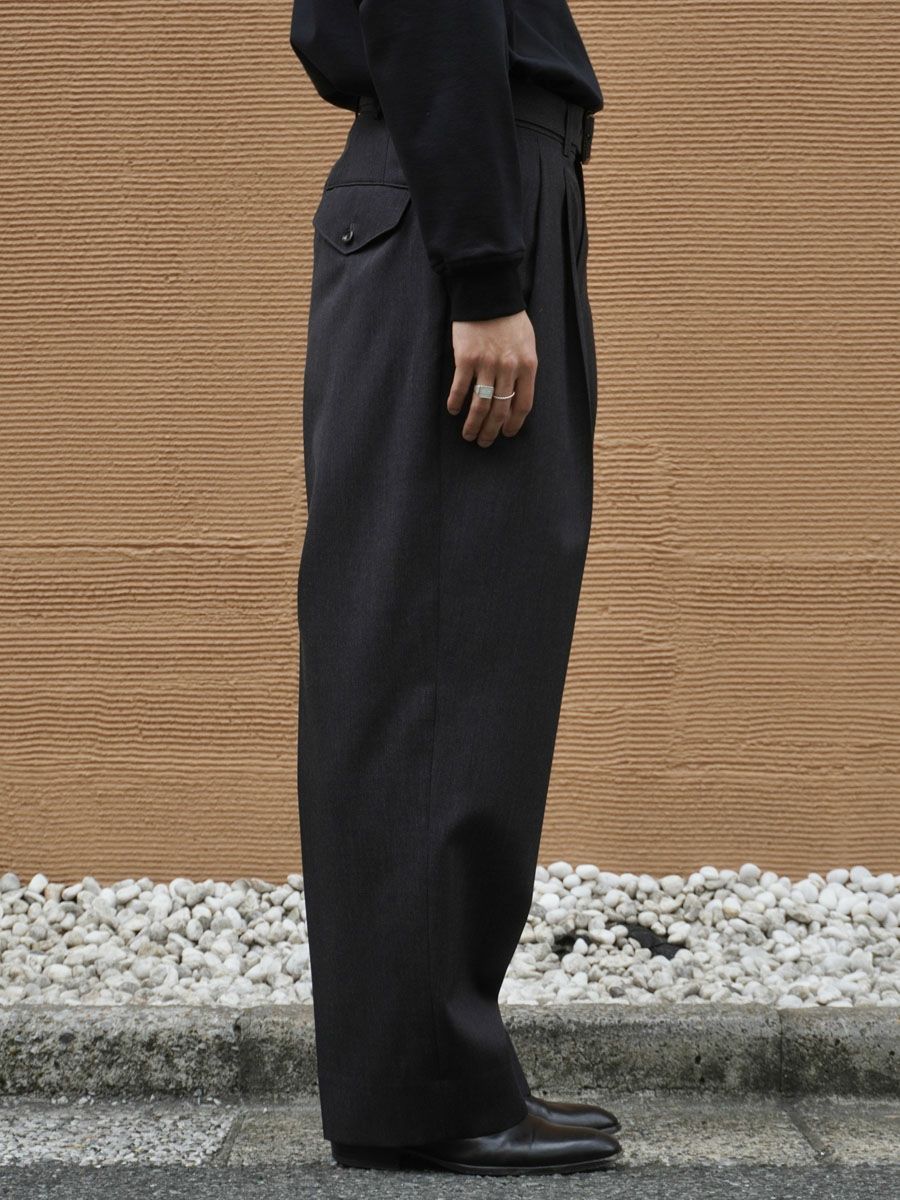 THE SLACKS BELTED 2 TUCK[TOP GRAY] | 1LDK (ワンエルディーケー